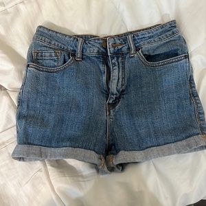 Bdg high rise shorts